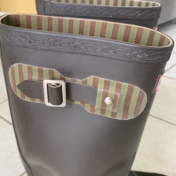 Hunter rain boots dark brown sz. 6 - Picture 4 of 7